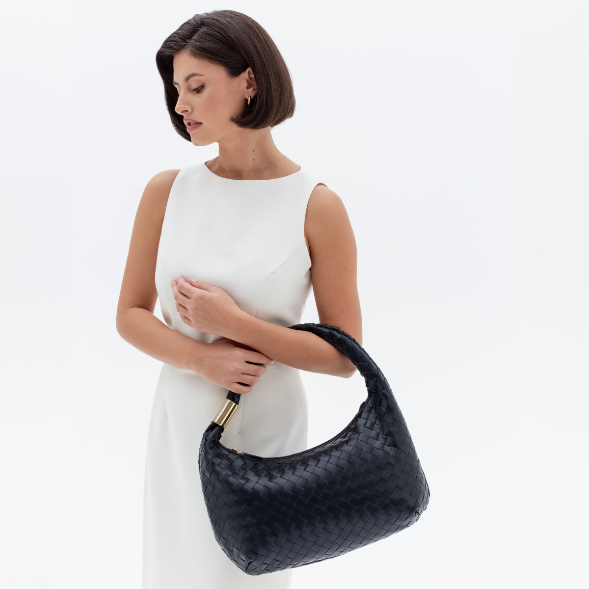 Högl Leather shoulder bag with a sophisticated woven look Black
