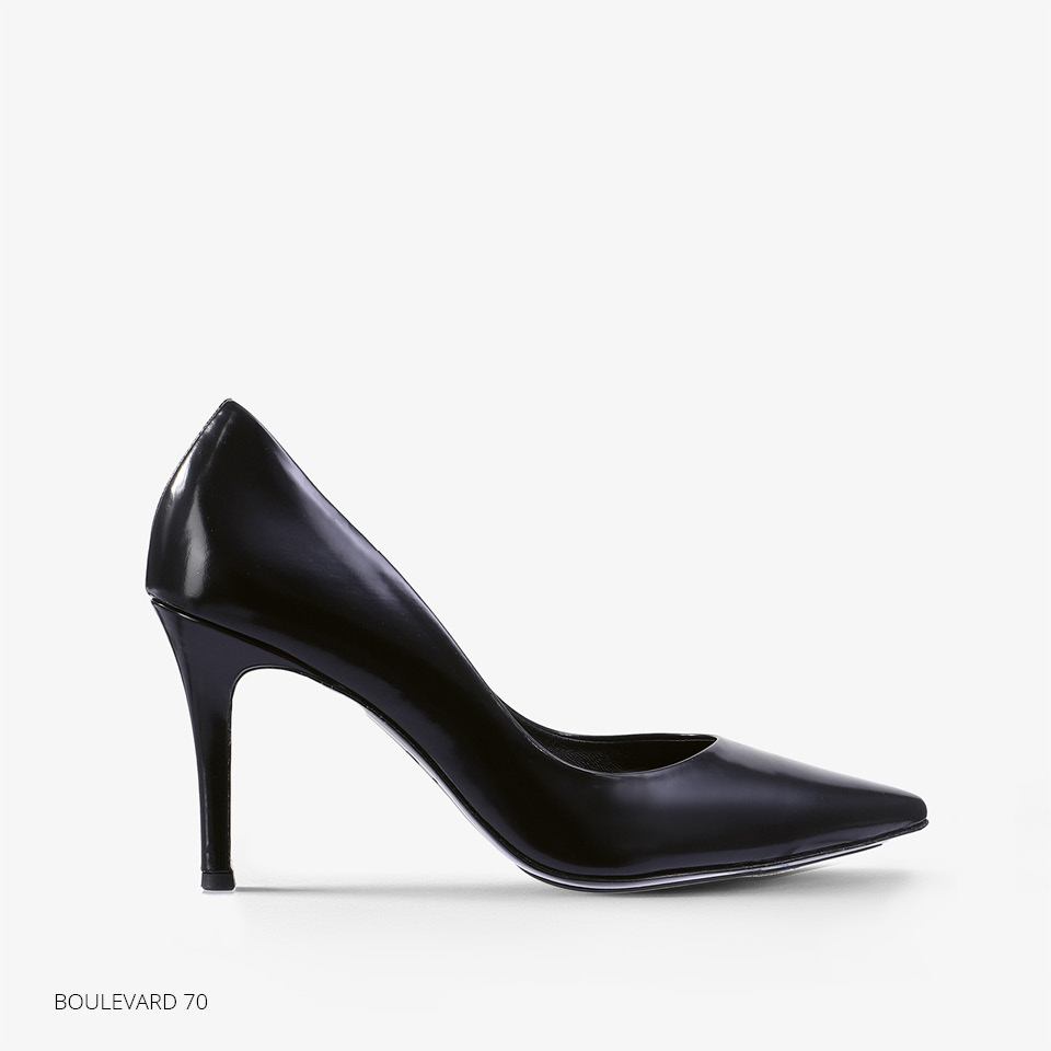Type of heels name/ where to get these? : r/VioletEvergarden