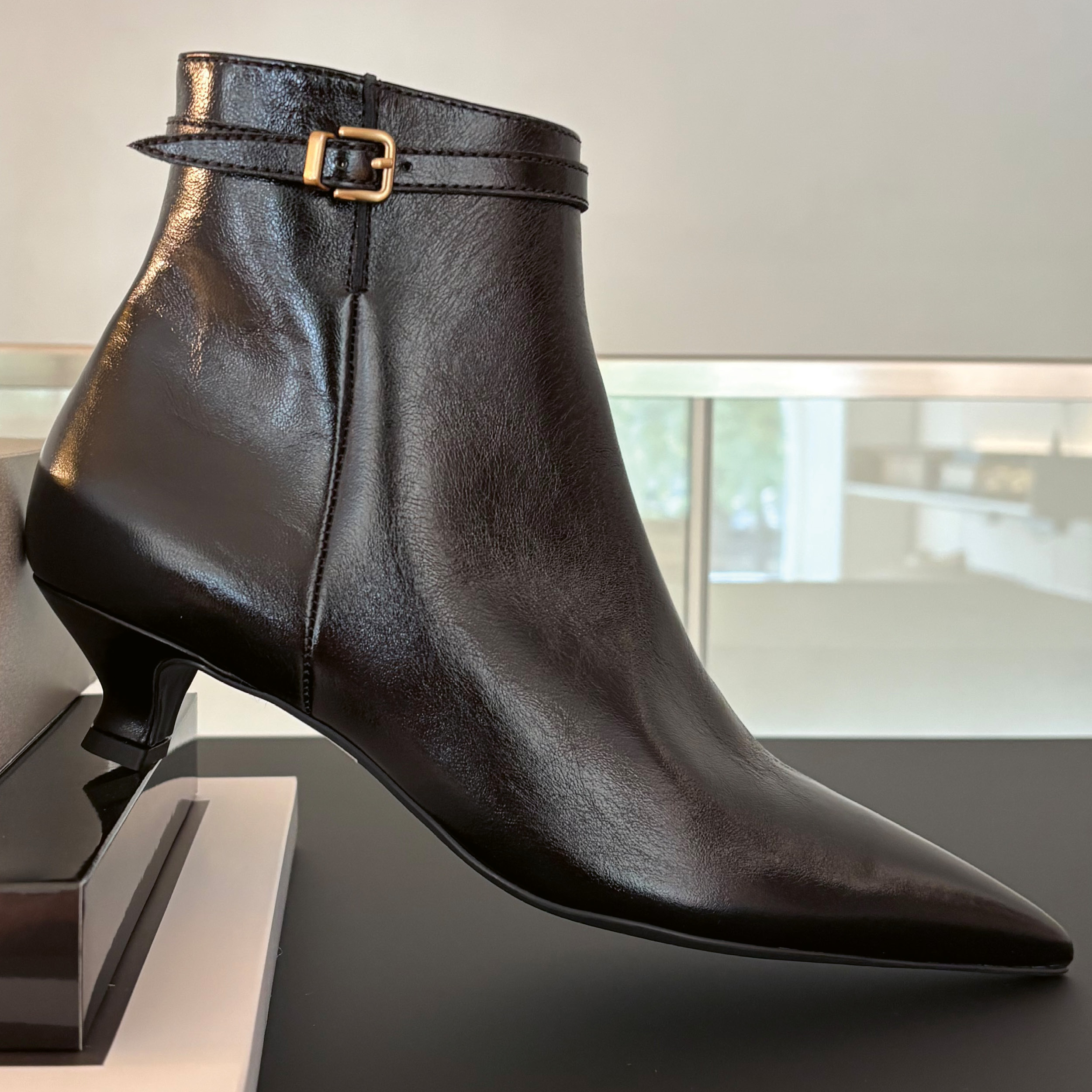 KITTEN HEEL SPECIAL HW26